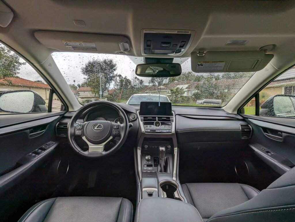 2021 Lexus NX 300 Luxury