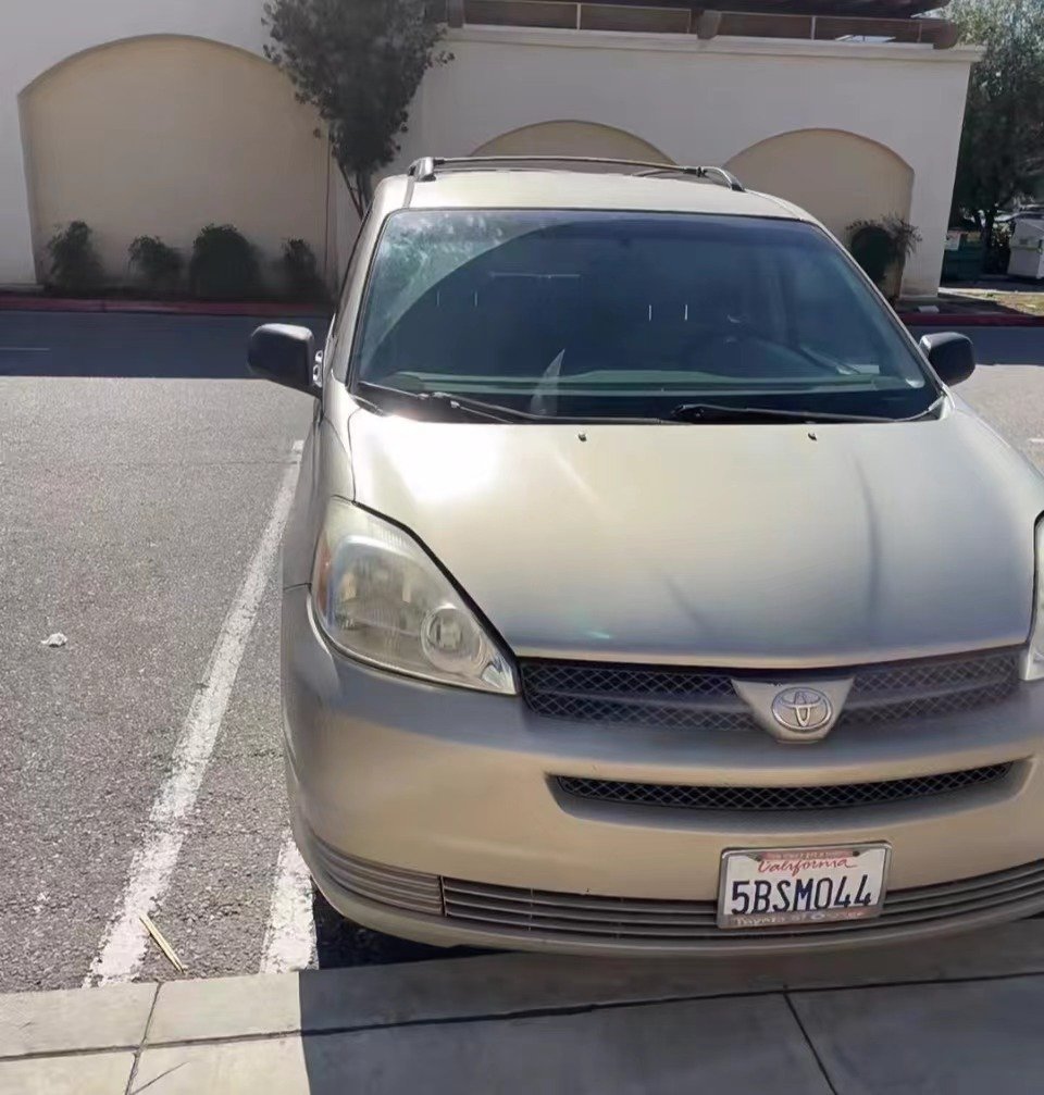 2004 Toyota Sienna