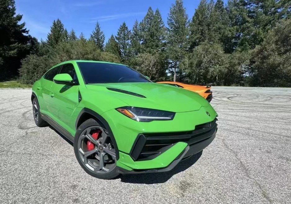 2023 Lamborghini Urus