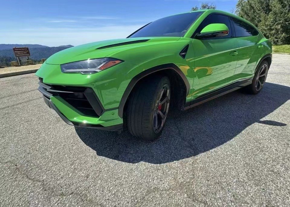 2023 Lamborghini Urus