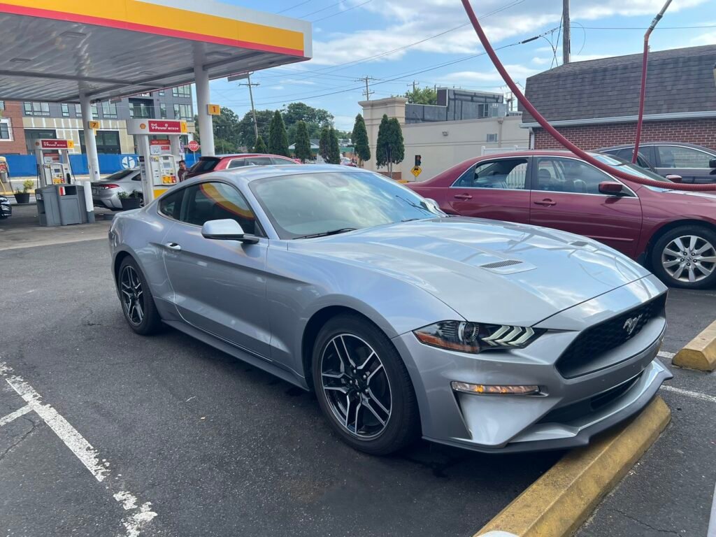 2022 Ford Mustang EcoBoost