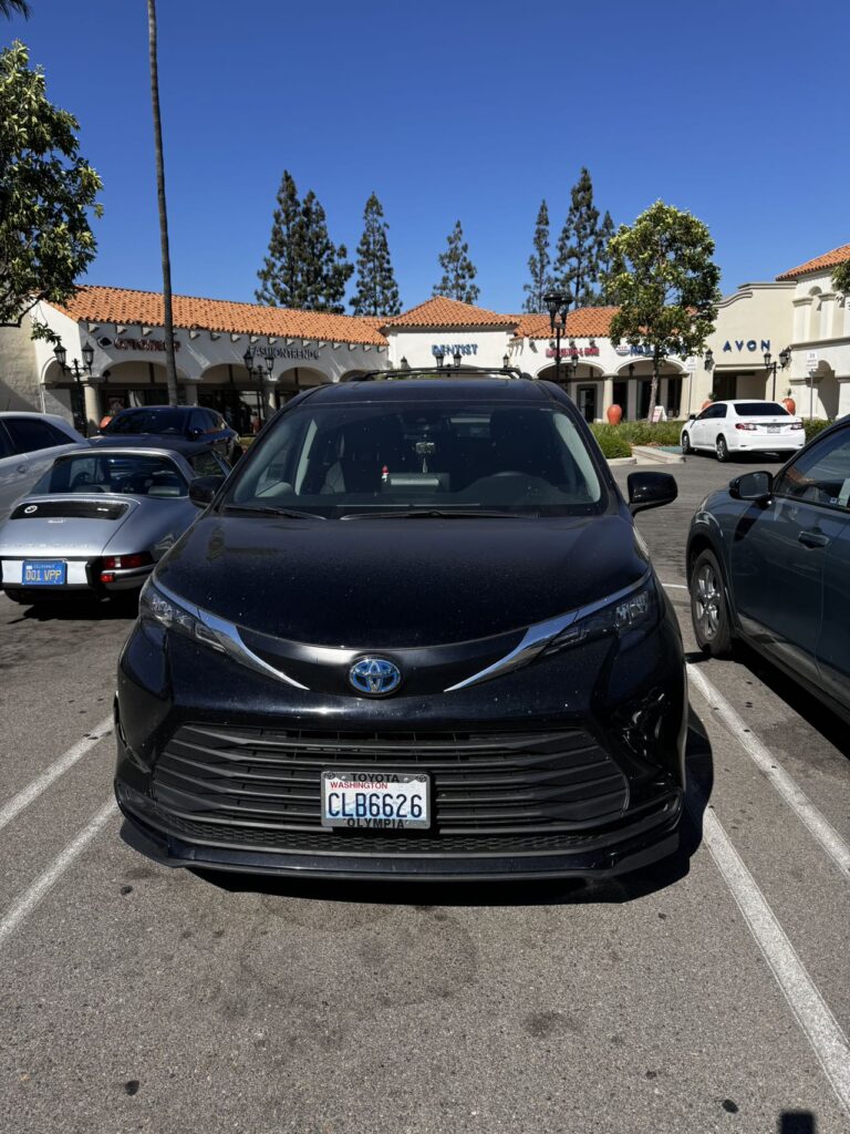 2024 Toyota Sienna LE 7-Passenger