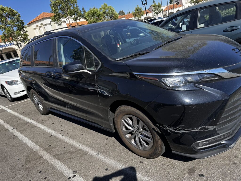 2024 Toyota Sienna LE 7-Passenger