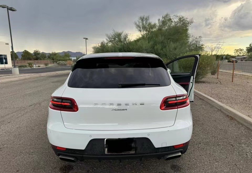 2018 Porsche Macan